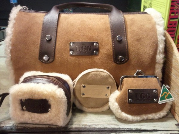 ACCESSORIES PLEASE !