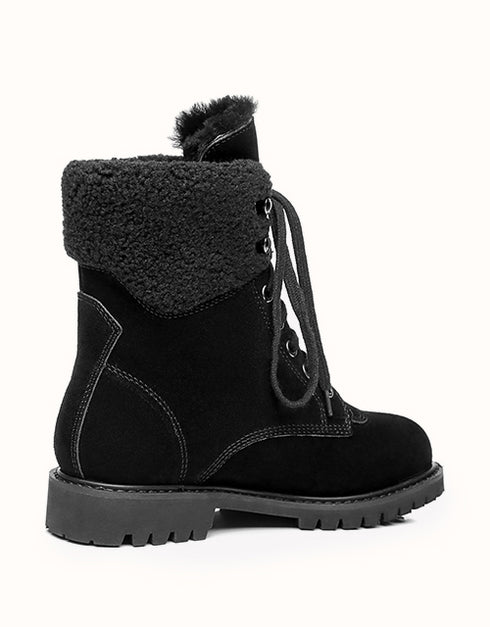 AUSTRALIAN SHEPHERD® Mina