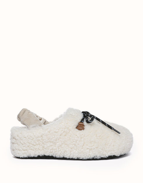 AUSTRALIAN SHEPHERD® Barrett