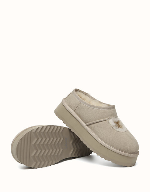 AUSTRALIAN SHEPHERD® Carmella