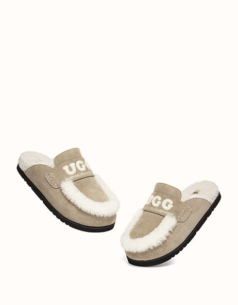 AUSTRALIAN SHEPHERD® Lora