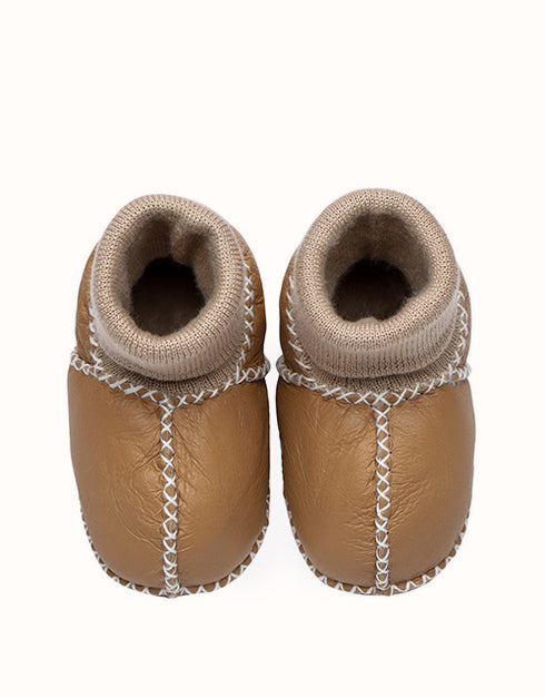 AUSTRALIAN SHEPHERD® Baby Erin With Warmer