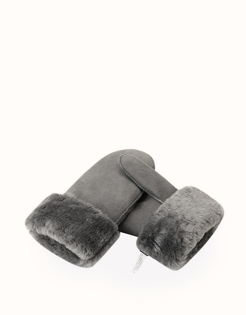 AUSTRALIAN SHEPHERD® Sheepskin Mittens