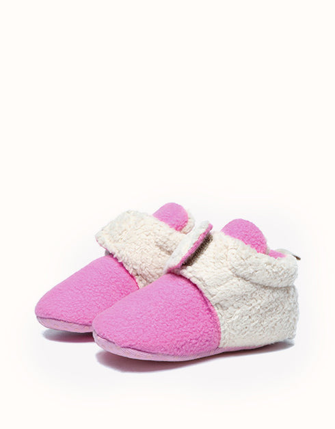 AUSTRALIAN SHEPHERD® Baby Booties Gift Set