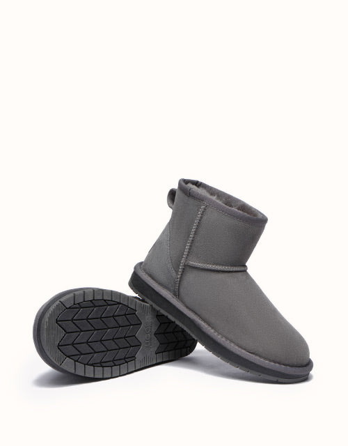 AUSTRALIAN SHEPHERD® MINI CLASSIC Boots – The UGG Shop®