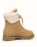 AUSTRALIAN SHEPHERD® Mina