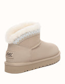 AUSTRALIAN SHEPHERD® Mini Liora