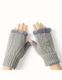 EVERAU® Fingerless Ultra Plush Knit Gloves